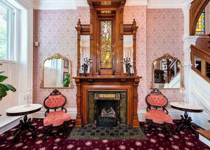 Central Park Bed & Breakfast