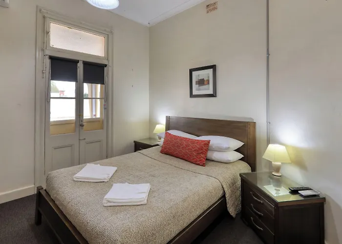 Commercial Travellers House