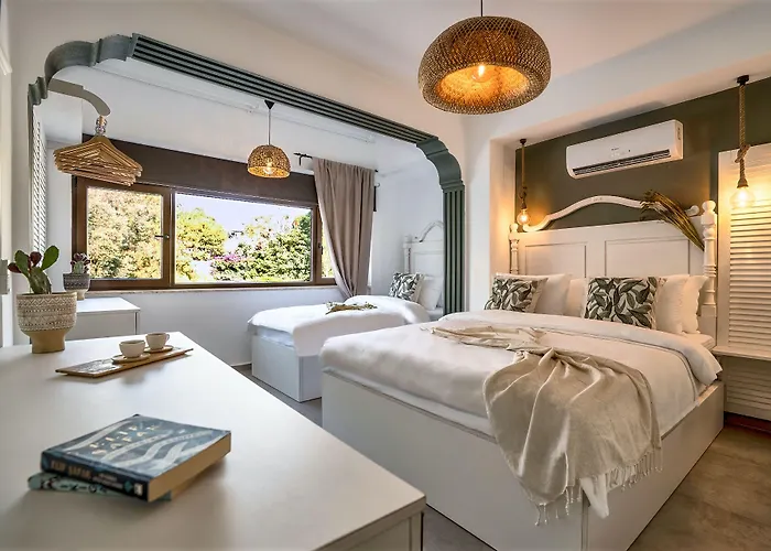 Liman Hotel Guemuesluek - Adult Only