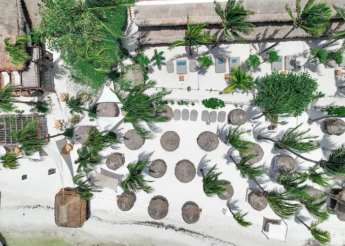 Amaite Holbox - Oceanfront Hotel