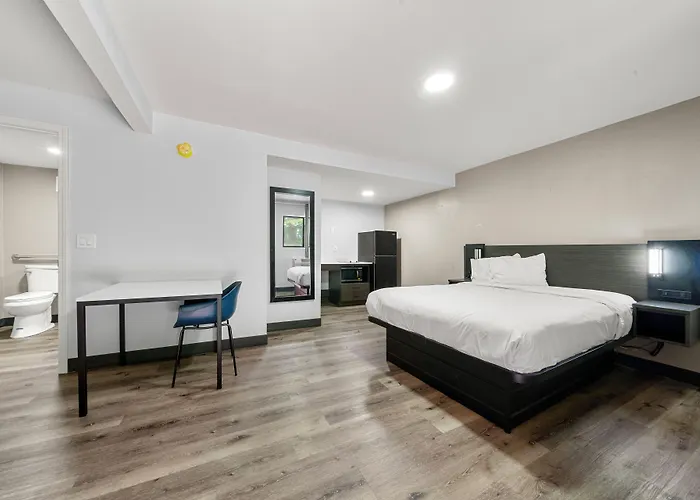 Southern Suites Carrollton