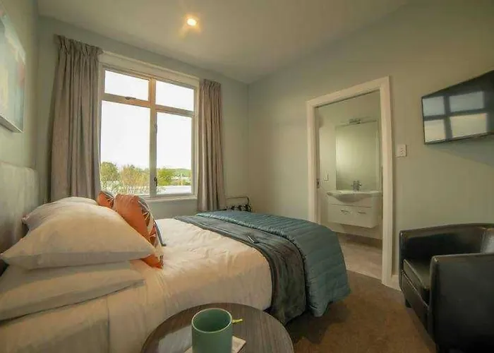 The Amberley Hotel