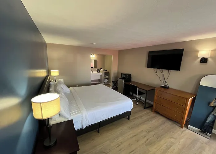 Valley Inn And Suites