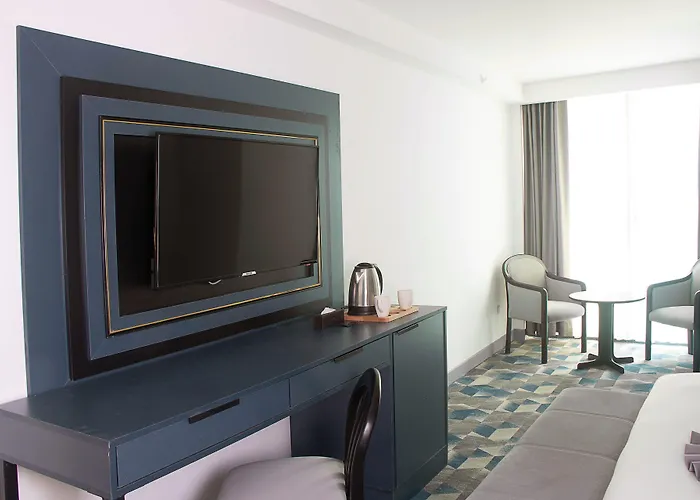 Shelter Inn Hotel & Spa