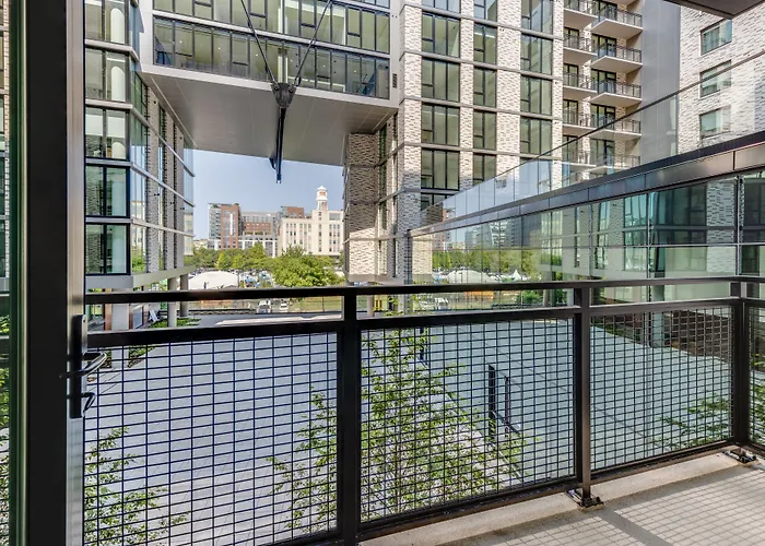 Global Luxury Suites At Capitol Hill