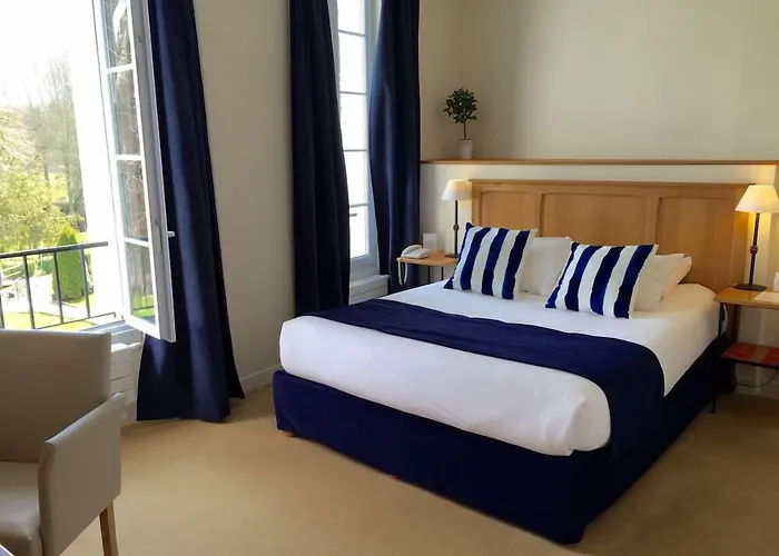 Hôtel Saint-Laurent, The Originals Relais
