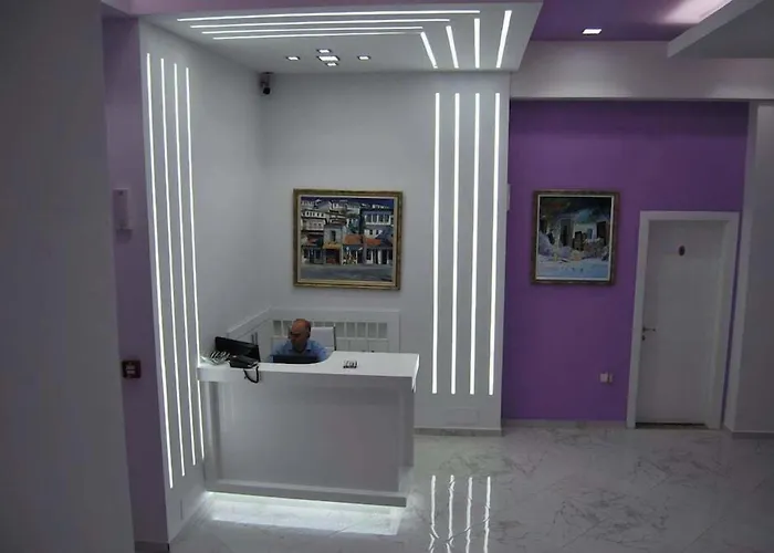 Hotel & Restaurant White City