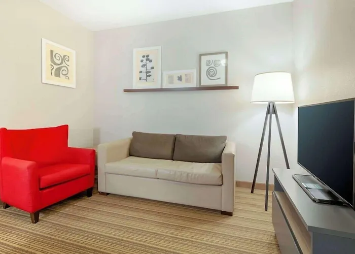 Country Inn & Suites By Radisson, Columbia, Mo