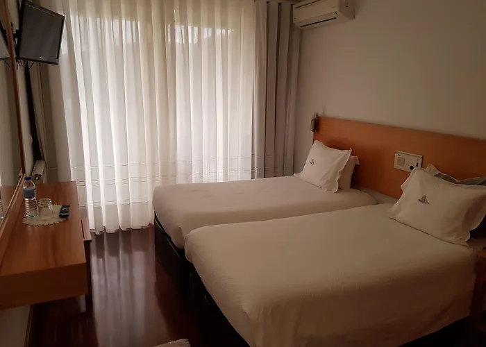 Hotel Lagoa Azul do Geres