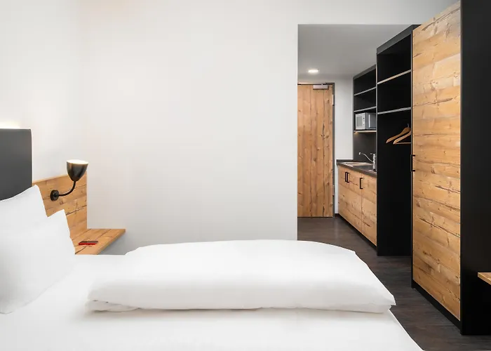 Alb Inn - Hotel & Apartments