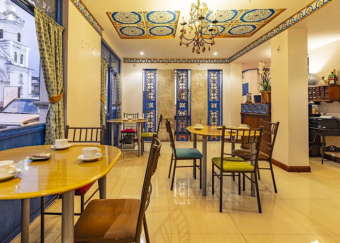 Hotel Azul De La Plaza By Chat Noir
