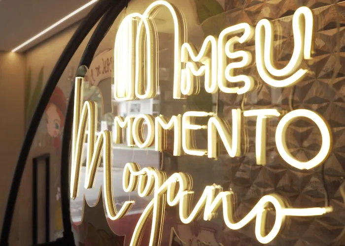 Mogano Premium Hotel - Eletroposto