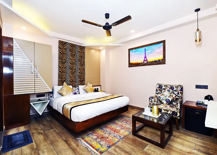 Hotel Blue Pearl Near Connaught Palace & New Delhi Railway Station