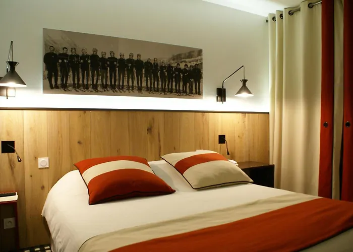 Hotel Mir