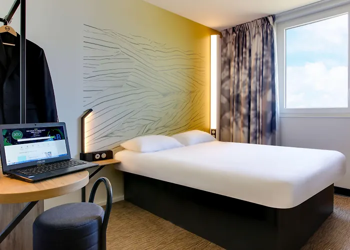 B&B HOTEL Reims Croix Blandin