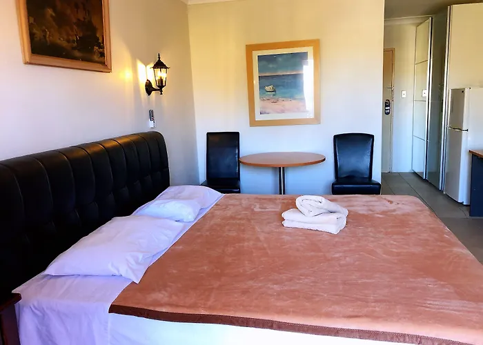 Central Jetty Motel