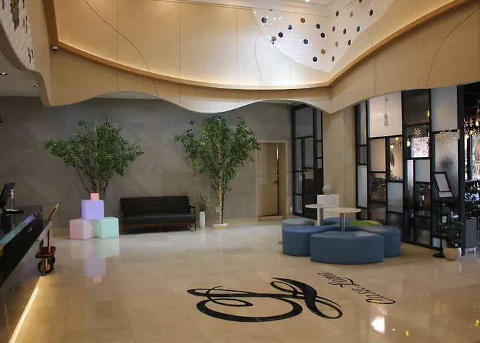 Casaloma Hotel