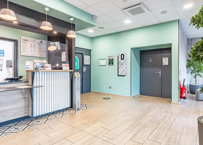 B&B Hotel Poitiers Aeroport