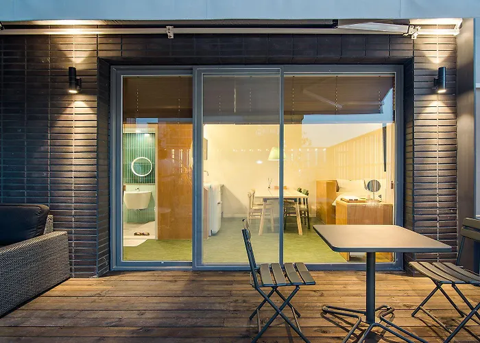 Blo By Blo Hotel