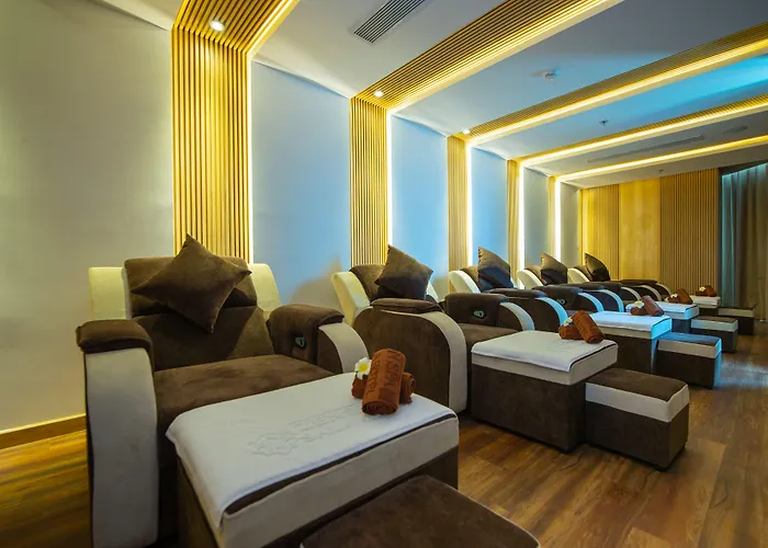 Sala Danang Beach Hotel