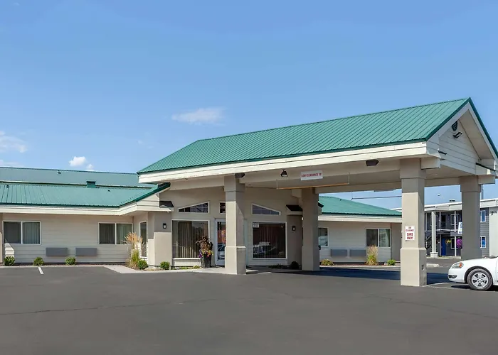 Rodeway Inn & Suites Ontario