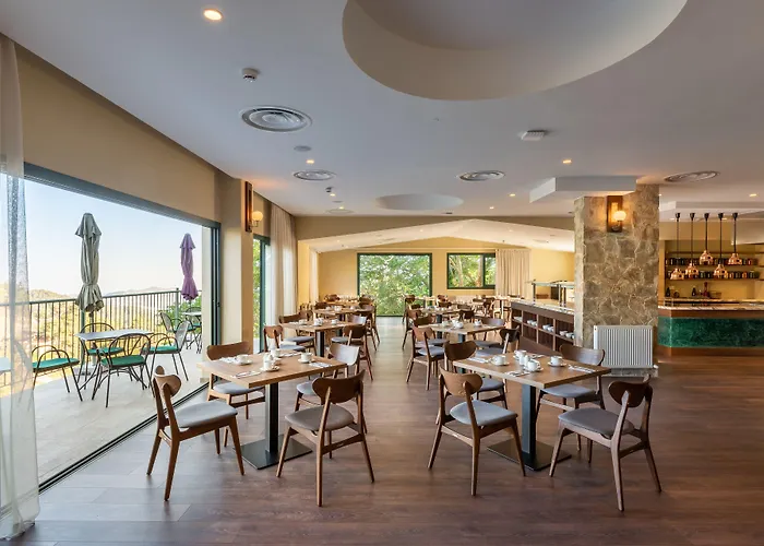 Petit Palais Platres Boutique Hotel