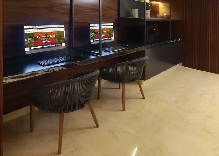 Holiday Inn&Suites - Puerto Vallarta Marina&Golf, an IHG Hotel
