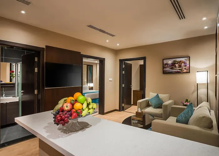 Naviti Warwick Dammam