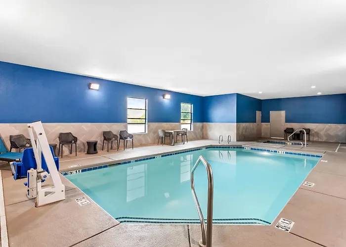 Hampton Inn & Suites Farmington