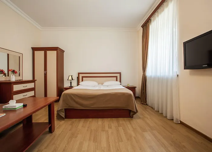 Ariana Family Hotel