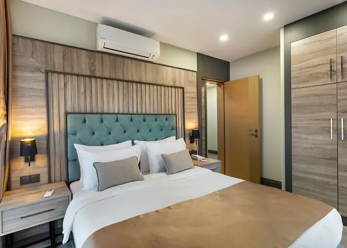 Rodinn Park Hotel