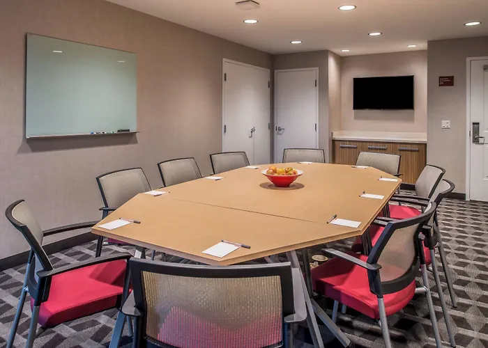 Towneplace Suites By Marriott Merced
