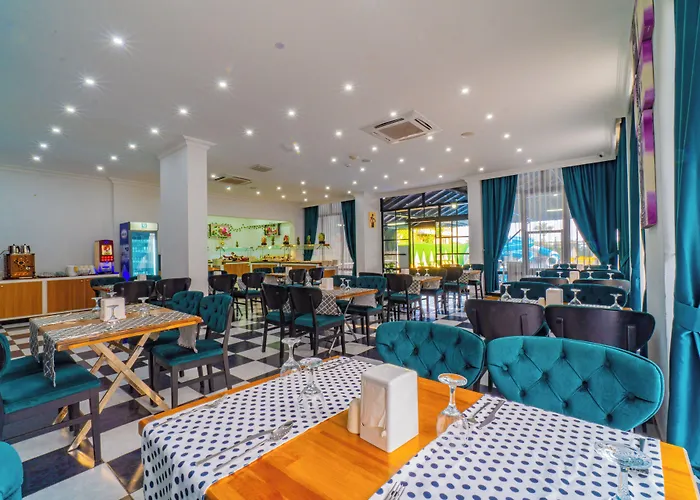 DE MARE FAMILY Hotel