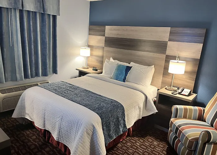 Garnett Hotel & Rv Park