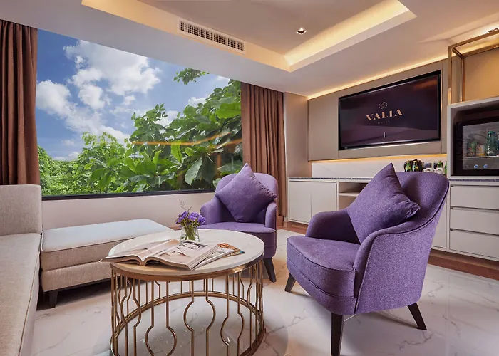 Valia Bangkok Sukhumvit 24 By Kingston Hotels
