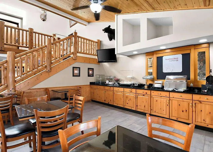 Cobblestone Hotel & Suites - Ladysmith