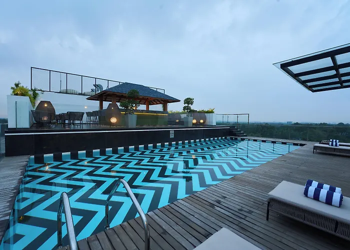 Noah Sky Suites