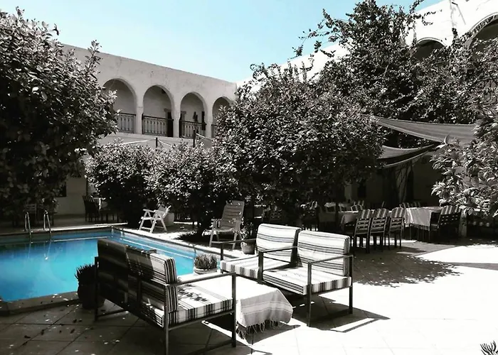 Hotel Arischa