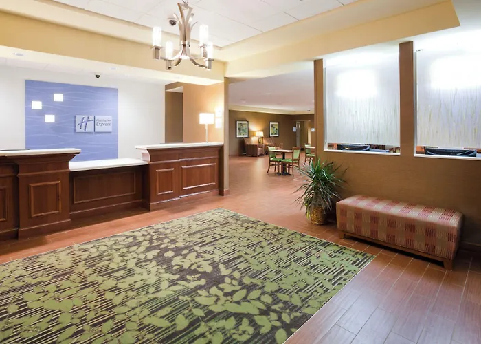 Holiday Inn Express & Suites Willmar By Ihg