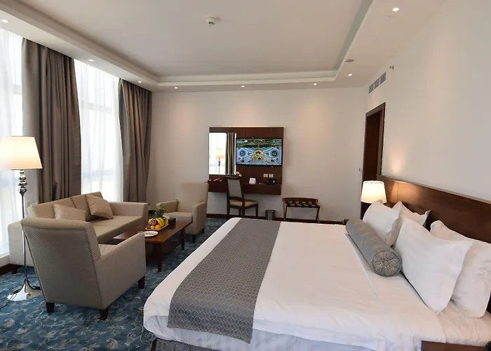 Zaha Al Munawara Hotel