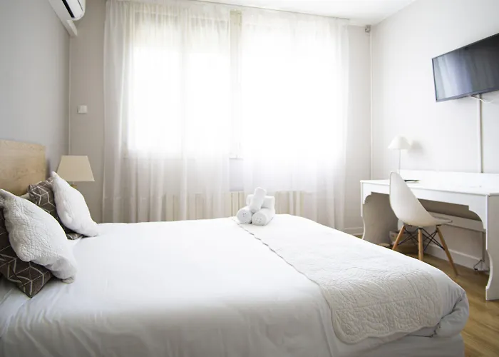 Hotel Pyrene
