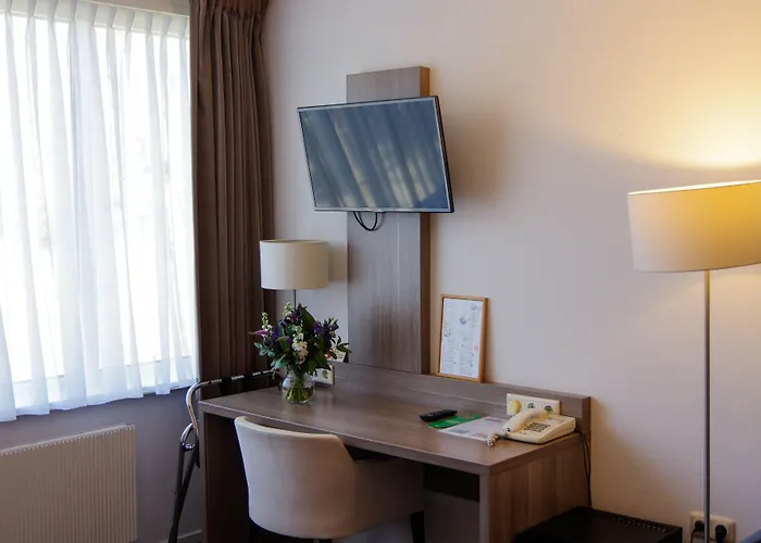 Hotel And Restaurant Van Saaze - Free Parking
