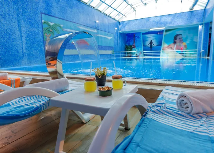 Grand Ani Hotel
