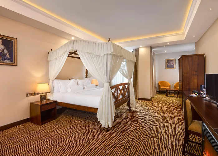 The Golden Ridge Hotel