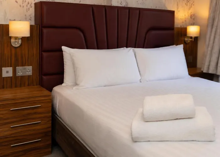 Heathrow Slough Hotel & Suites