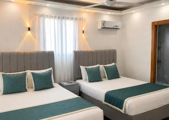 Hotel Reloj