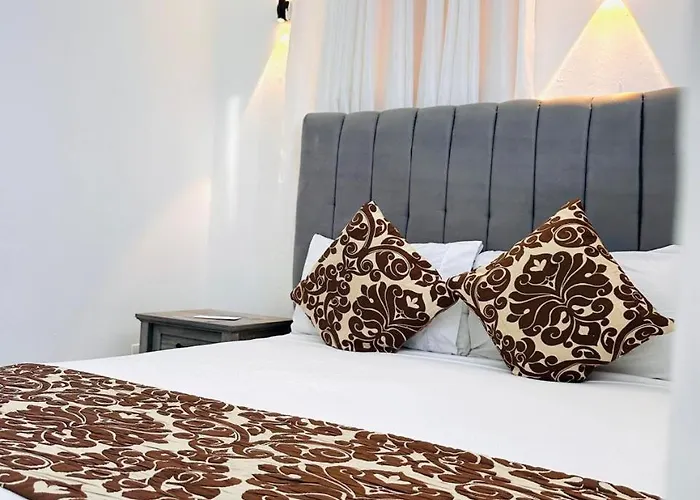 Hotel Reloj