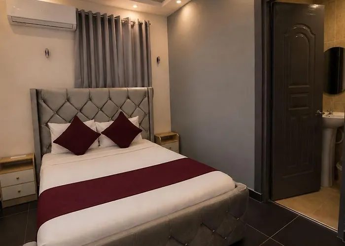 Hotel Reloj