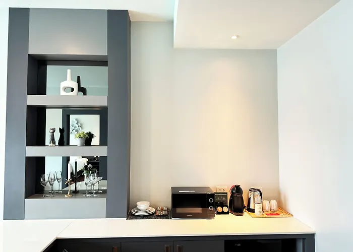 Civilize Hotel
