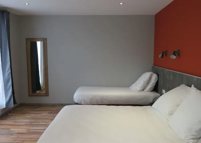 Logis Hotel Yseria - Historical Center